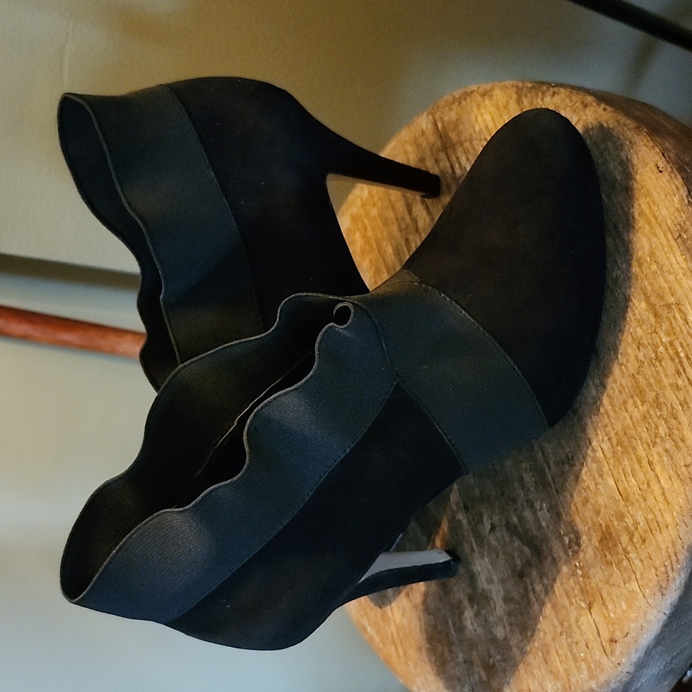 Jessica Simpson Ankle Booties Black Size 8